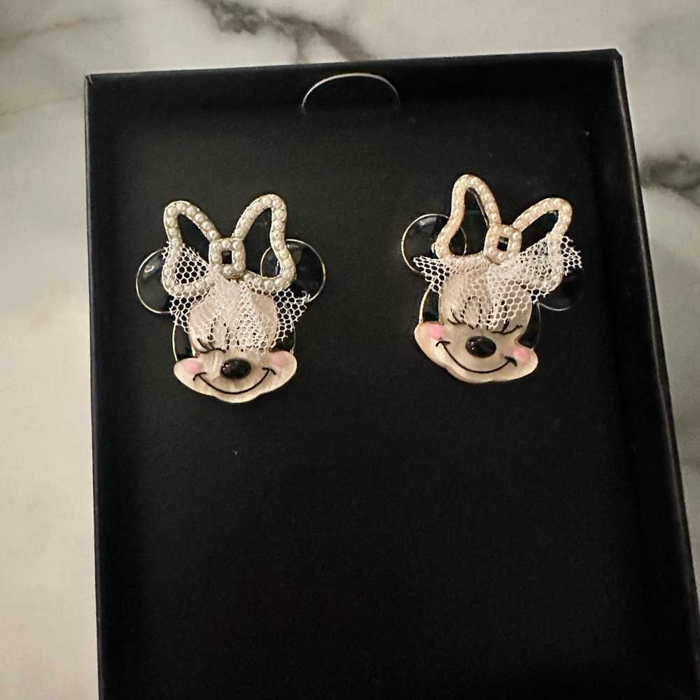 Baublebaur Minnie Mouse Bridal Earrings - Pink and White